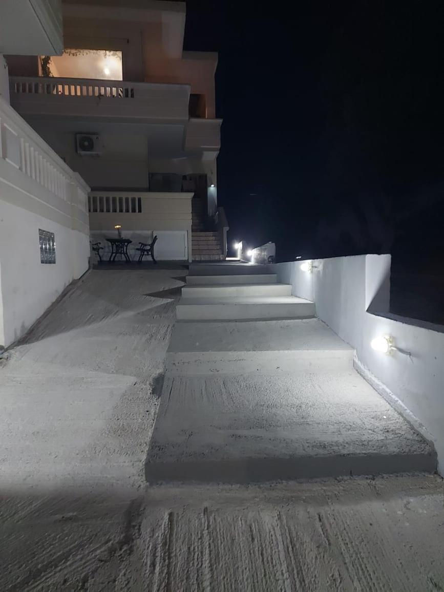 Retro Seaside Resort Chania  Екстер'єр фото